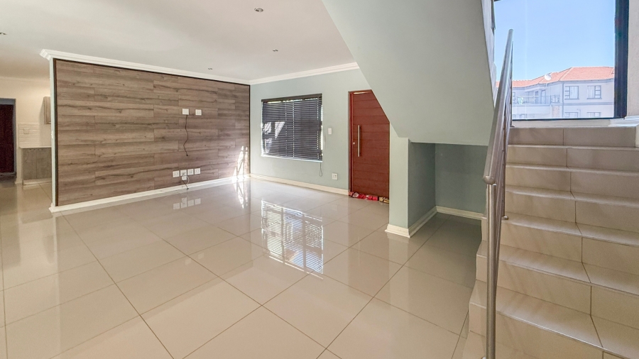 4 Bedroom Property for Sale in Birdwood Estate North West